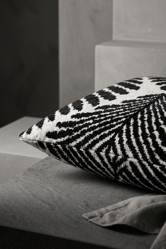 Ikat 17