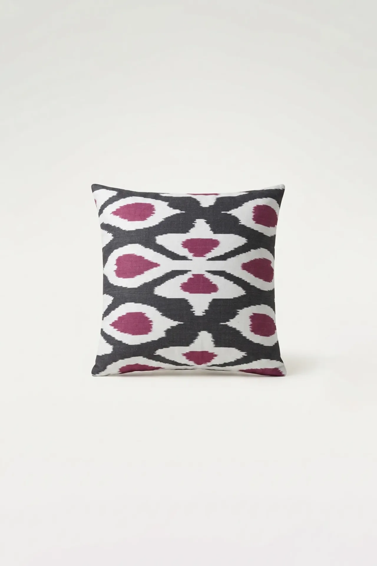 Ikat 09