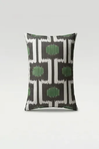 Ikat 35