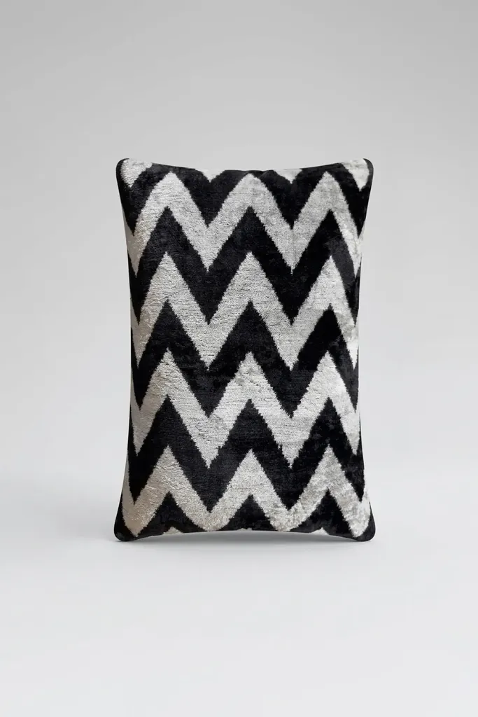 Ikat 37
