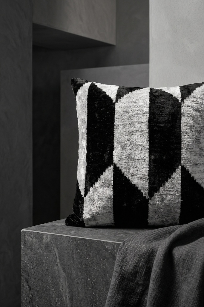 Ikat 06