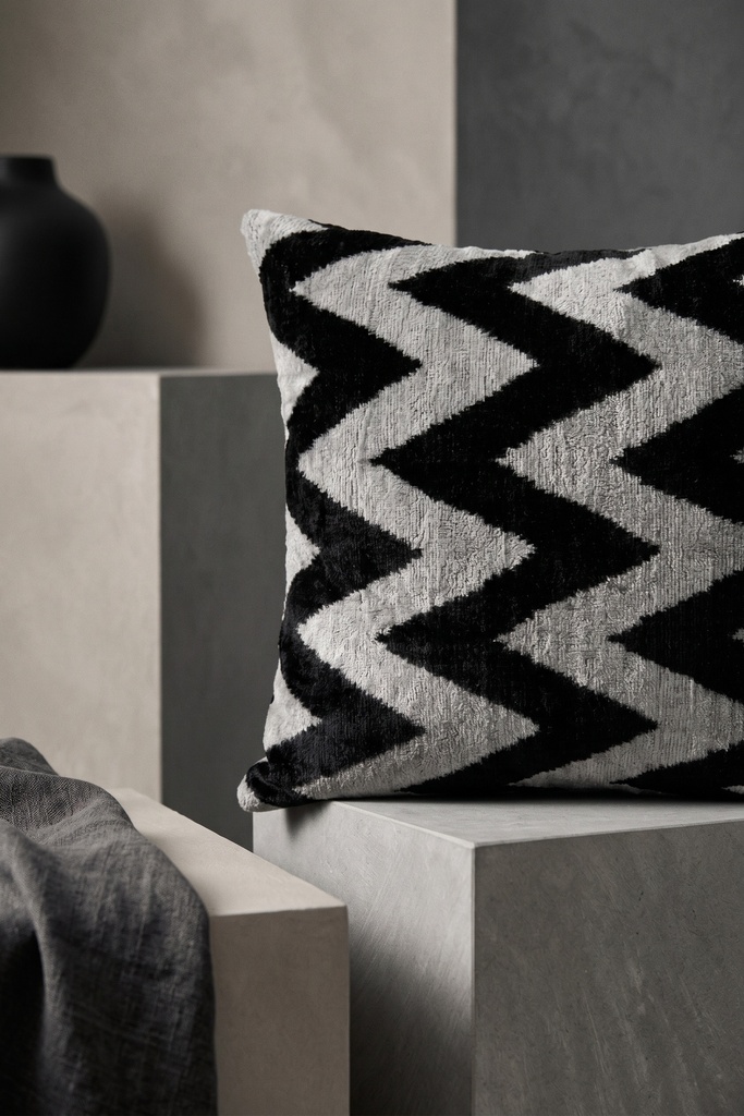 Ikat 21