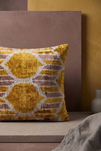 Ikat 32