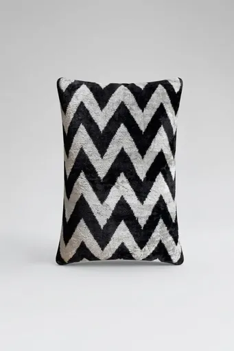 Ikat 37
